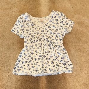 Cute cropped t-shirt